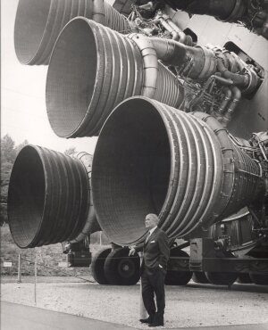 Wernher von Braun, with the F-1 engines of the Saturn V first stage at the US Space and Rocket Center.